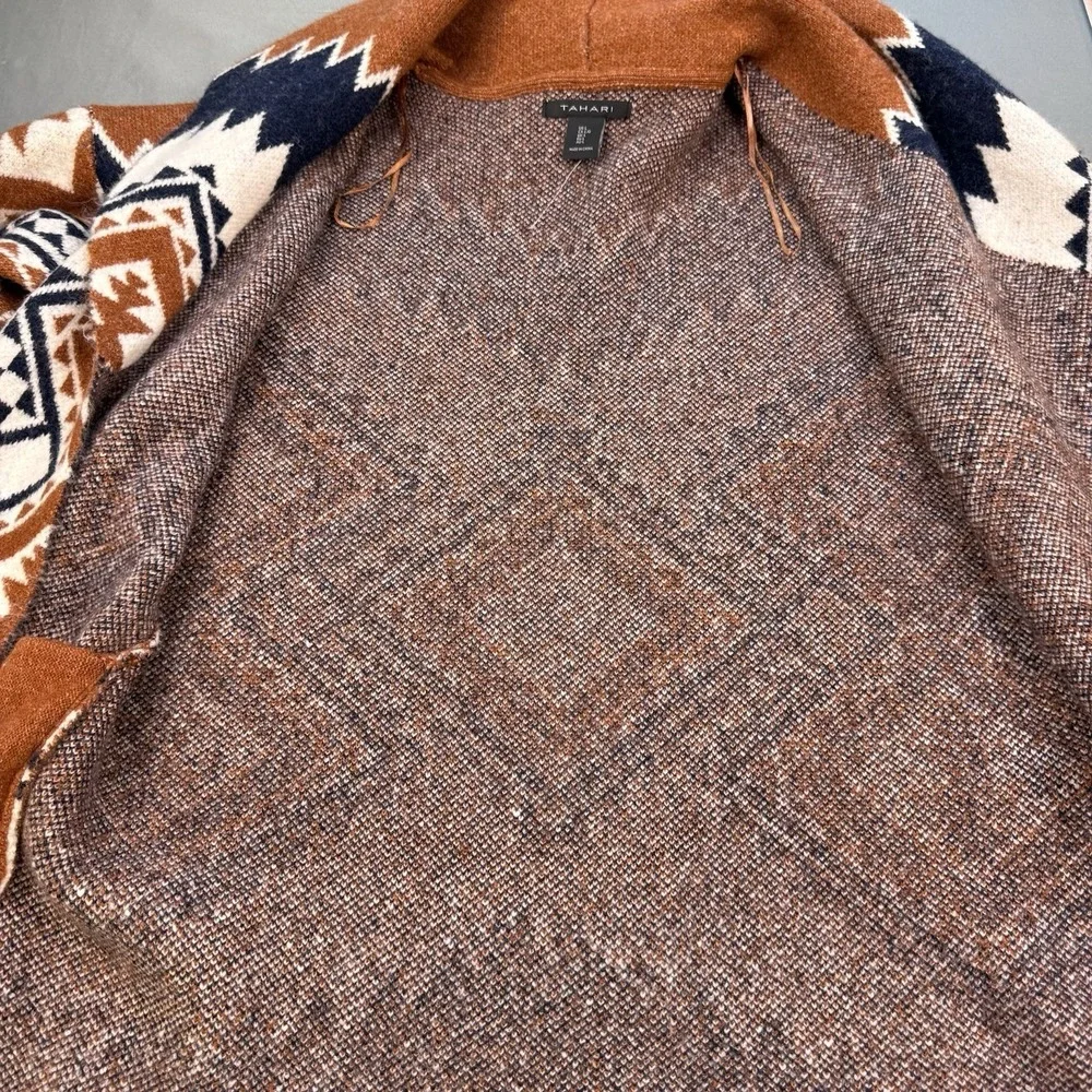 TAHARI Ladies‎ Large Southwest Aztec Western Chunky Open Front Cardigan EUC